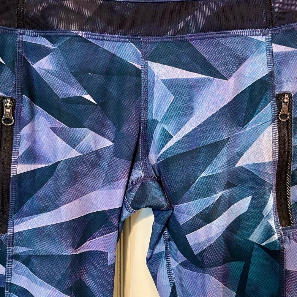 Lululemon Inspire Tight II Full-On Luxtreme Pretty Prism Leggings Size 4 - Picture 6 of 10